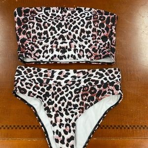 Animal print suit set